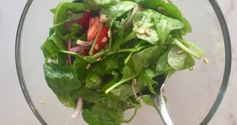Spinach and Strawberry Salad 